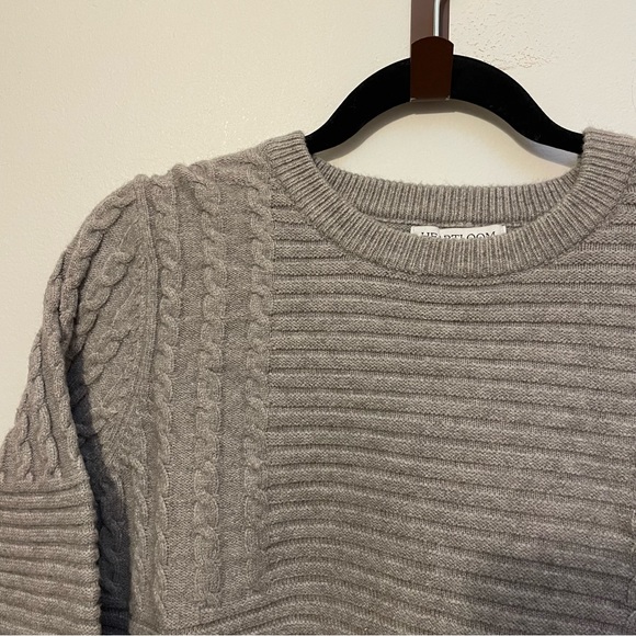 Cozy Grey Cableknit Sweater Size Small - Picture 2 of 3